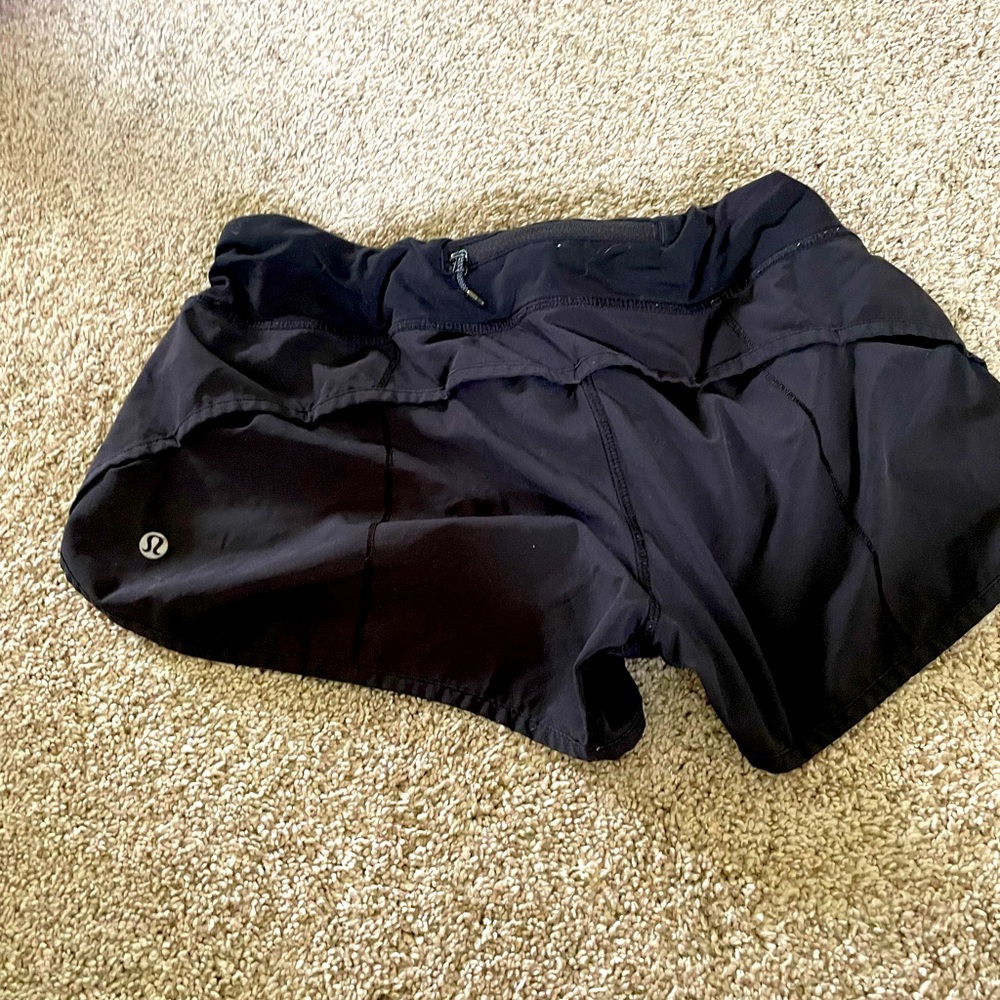 Lulu Lemon size 4 black shorts